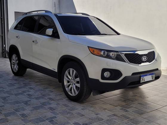 KIA SORENTO 3.5 V6 GASOLINA EX 7L 4WD AUTOMÁTICO KIA SORENTO 3.5 V6 GASOLINA EX 7L 4WD AUTOMÁTICO